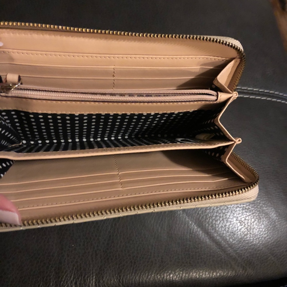 Authentic Kate Spade Wallet - Picture 3 of 3